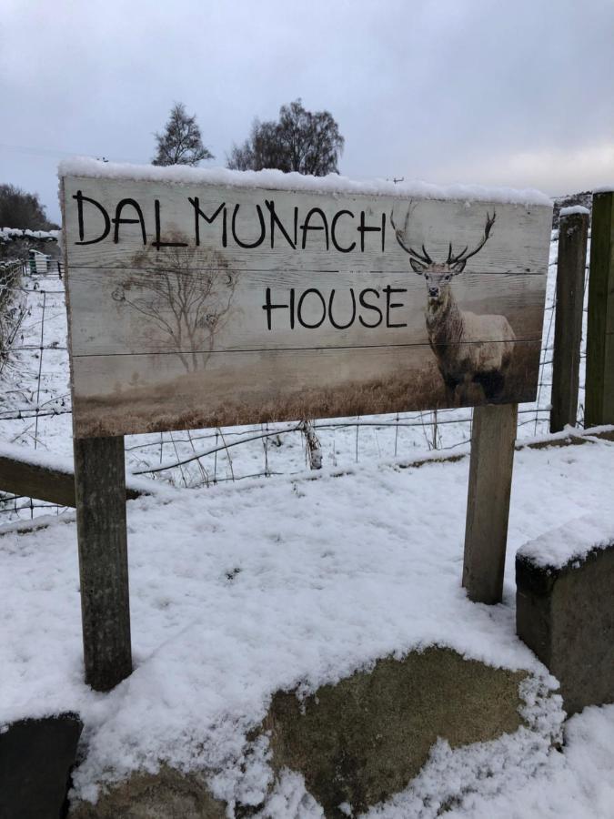אברלור Dalmunach House מראה חיצוני תמונה